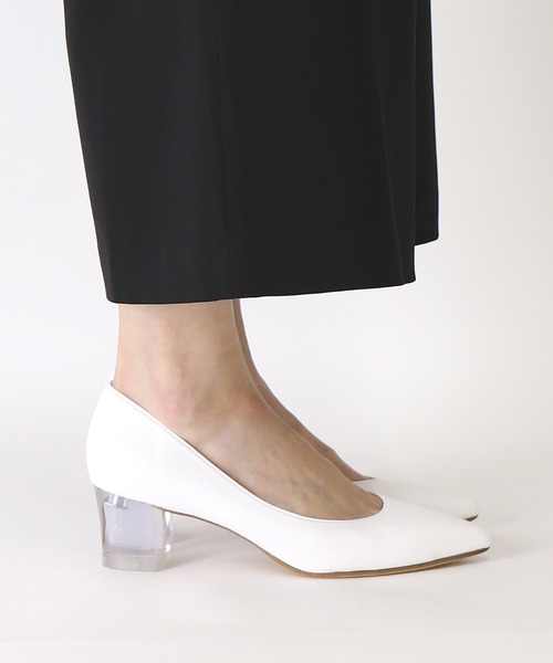 artemis by DIANA（アルテミスバイダイアナ）の「クリアチャンキーヒールポインテッドパンプス（パンプス・レディース・ホワイト/ブラック/シルバー・23.5cm/22.5cm/24.5cm/23.0cm/22.0cm/24.0cm/25.0cm）」の14枚目の写真