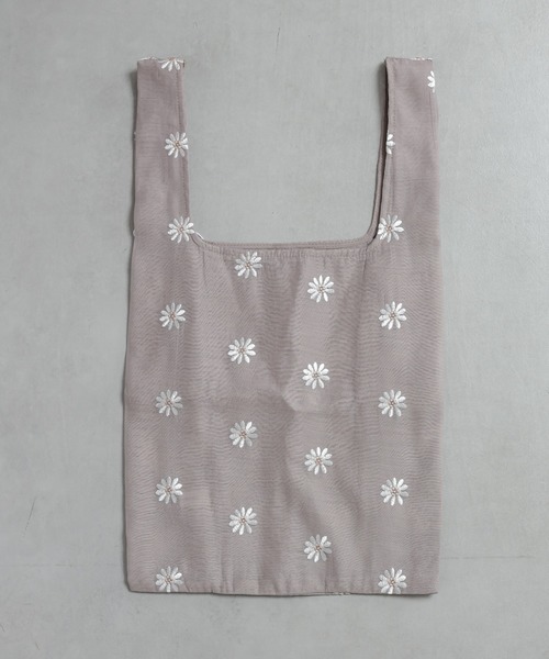 natural couture（ナチュラルクチュール）の「マーガレット刺繍エコバッグ（エコバッグ/サブバッグ・レディース・グレイッシュベージュ/サックスブルー/オレンジ/アイボリー/ブラック/ピンク/レンガ・FREE）」の4枚目の写真