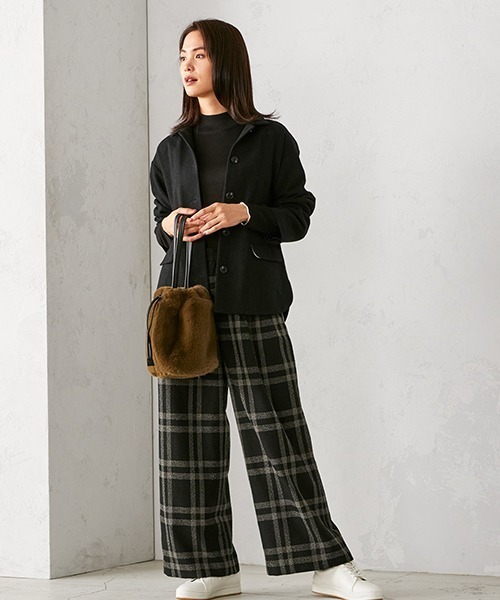 COMME CA ISM(コムサイズム)の「ショートコート(ブルゾン・レディース・ライトグレー/チャコール・LARGE/MEDIUM)」の16枚目の写真