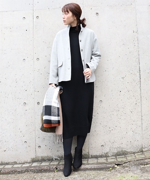 COMME CA ISM(コムサイズム)の「ショートコート(ブルゾン・レディース・ライトグレー/チャコール・LARGE/MEDIUM)」の17枚目の写真