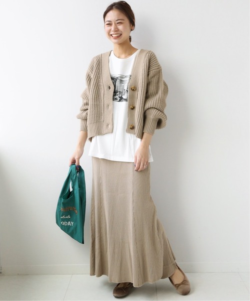 JOURNAL STANDARD relume（ジャーナルスタンダード　レリューム）の「バルキーWコードVネックショートカーディガン◆（カーディガン/ボレロ・レディース・ベージュ/ブラウン/ブルー・FREE）」の8枚目の写真