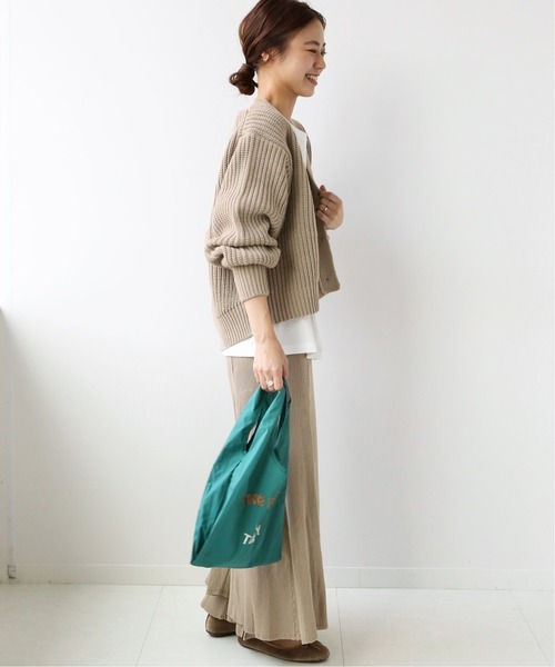 JOURNAL STANDARD relume（ジャーナルスタンダード　レリューム）の「バルキーWコードVネックショートカーディガン◆（カーディガン/ボレロ・レディース・ベージュ/ブラウン/ブルー・FREE）」の19枚目の写真