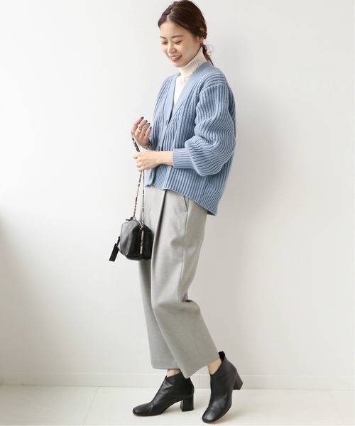 JOURNAL STANDARD relume（ジャーナルスタンダード　レリューム）の「バルキーWコードVネックショートカーディガン◆（カーディガン/ボレロ・レディース・ベージュ/ブラウン/ブルー・FREE）」の5枚目の写真