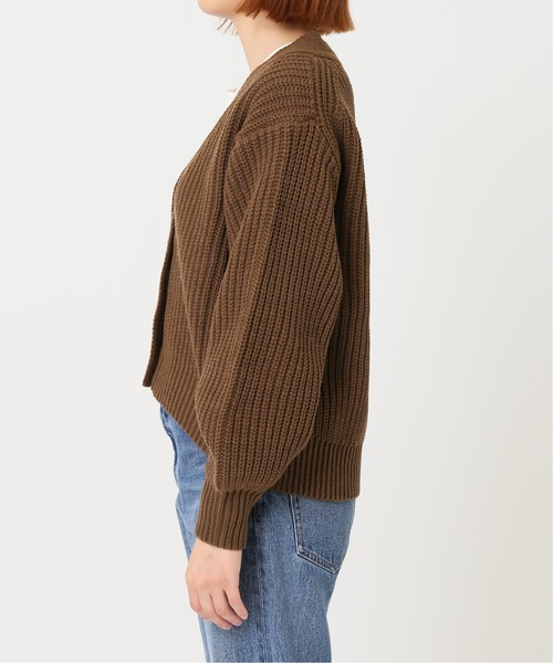 JOURNAL STANDARD relume（ジャーナルスタンダード　レリューム）の「バルキーWコードVネックショートカーディガン◆（カーディガン/ボレロ・レディース・ベージュ/ブラウン/ブルー・FREE）」の15枚目の写真