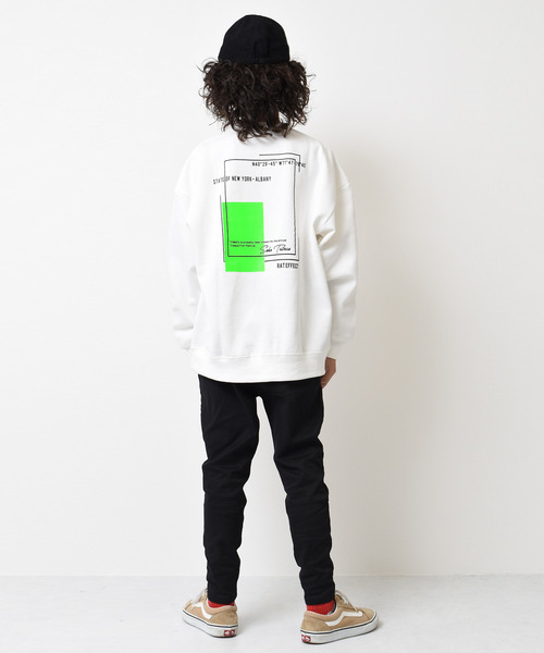 RAT EFFECT（ラットエフェクト）の「【裏起毛】ネオンプリントスーパービッグトレーナー（スウェット・キッズ・チャコールグレー/ライトグレー/ブラック/ベージュ/オフホワイト/カーキ/杢グレー・120/130/140/150/160/170）」の9枚目の写真