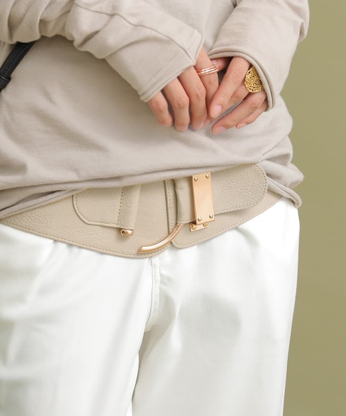 osharewalker（オシャレウォーカー）の「【廃盤】『Ｄバックルデザインベルト』（ベルト・レディース・ブラック/ブラウン/グレー/グリーン/キャメル・1/2）」の6枚目の写真