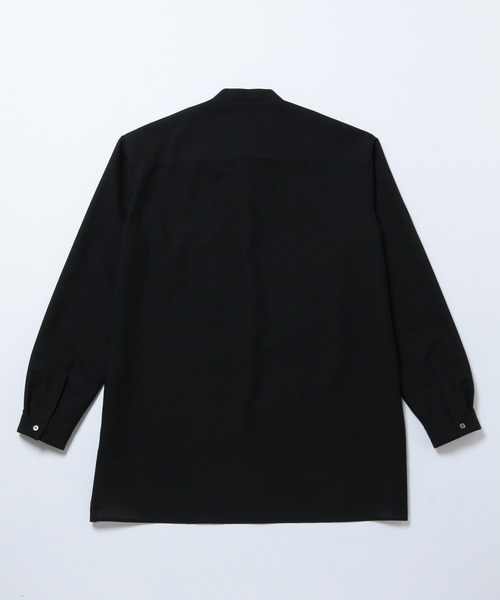 ADAM ET ROPE'（アダムエロペ）の「【吸水速乾/超軽量】リラックスシルエット バンドカラーシャツ/セットアップ対応（シャツ/ブラウス・メンズ・ブラック・S/M/L/XL/XS）」の6枚目の写真