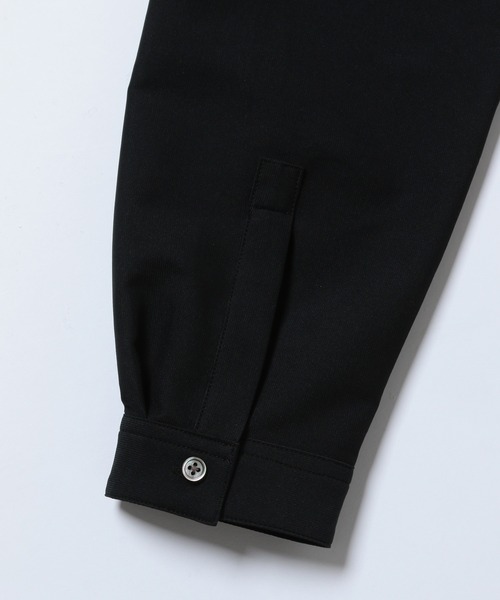 ADAM ET ROPE'（アダムエロペ）の「【吸水速乾/超軽量】リラックスシルエット バンドカラーシャツ/セットアップ対応（シャツ/ブラウス・メンズ・ブラック・S/M/L/XL/XS）」の5枚目の写真