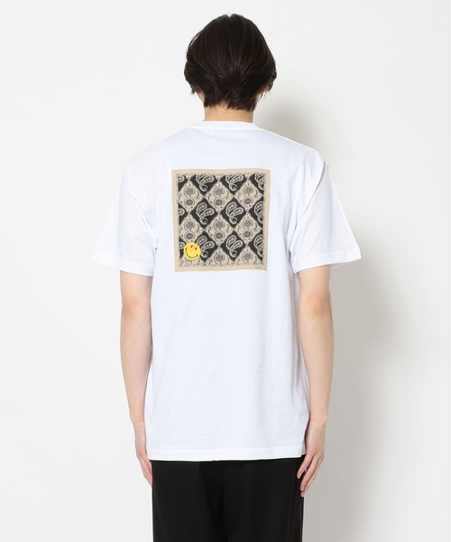 MANASTASH（マナスタッシュ）の「MANASTASH/マナスタッシュ/ペイズリースマイルTシャツ/JAIPUR SMILE TEE（Tシャツ/カットソー・メンズ・ブラック/サンドベージュ/ホワイト・X-LARGE/MEDIUM/LARGE）」の2枚目の写真