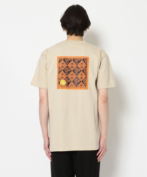 MANASTASH（マナスタッシュ）の「MANASTASH/マナスタッシュ/ペイズリースマイルTシャツ/JAIPUR SMILE TEE（Tシャツ/カットソー・メンズ・ブラック/サンドベージュ/ホワイト・X-LARGE/MEDIUM/LARGE）」の3枚目の写真
