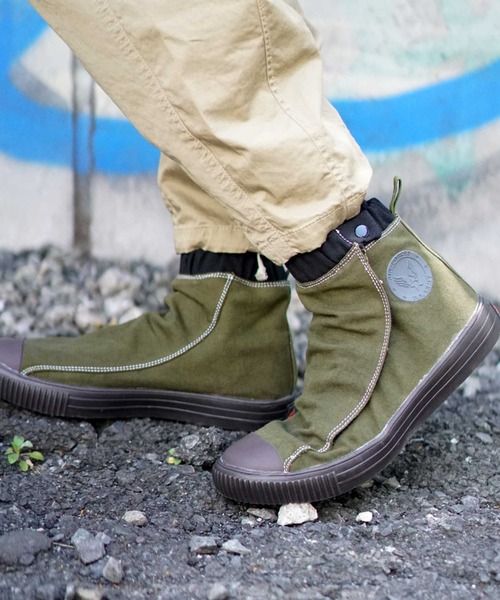 AVIREX（アヴィレックス）の「【スニーカー】ヘリオス/HELIOS/アヴィレックス/AVIREX（スニーカー・メンズ・オリーブ/ブラック・24cm/27cm/28cm/23cm/29cm/25cm/26cm）」の2枚目の写真