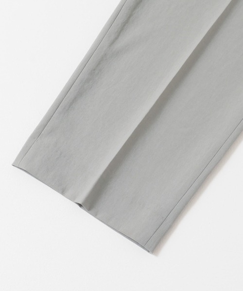 URBAN RESEARCH（アーバンリサーチ）の「ドライメランジリラックスタックパンツ（その他パンツ・メンズ・グレー系その他/ブラウン系その他/ブラック・MEDIUM/LARGE）」の21枚目の写真