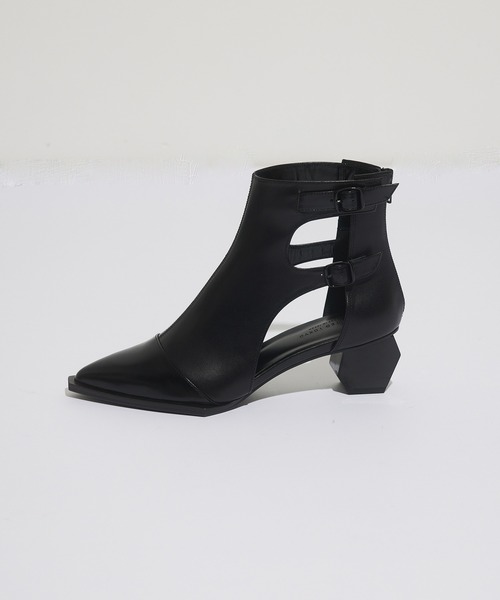 UNITED TOKYO（ユナイテッドトウキョウ）の「CIFRAカットアウトブーツ（ブーツ・レディース・ブラック/マルチ・1/2）」の5枚目の写真