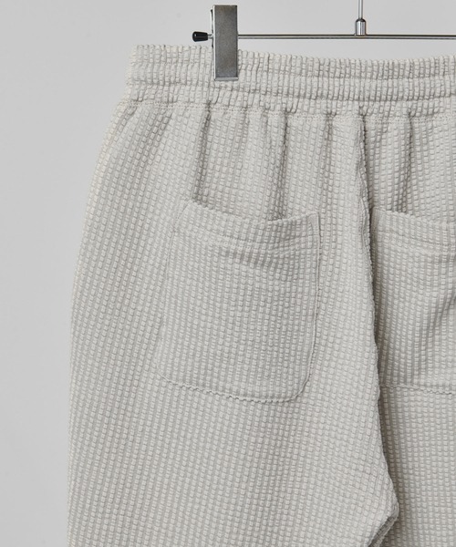 Loungewear tokyo（ラウンジウェアトウキョウ）の「【ラウンジウェアセットアップ】リラックス カットサッカー地 ポロシャツ×イージーショートパンツ ワンマイルウェア（ルームウェア/パジャマ・メンズ・ブラック/ネイビー/ホワイト系その他/グレー系その他/ホワイト系その他2・M/L/XL）」の19枚目の写真