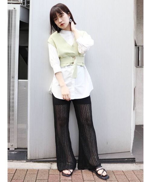 MURUA(ムルーア)の「シアージャガードフィットフレアパンツ(スウェットパンツ・レディース・ブラック/ライトブルー/ベージュ・FREE)」の14枚目の写真