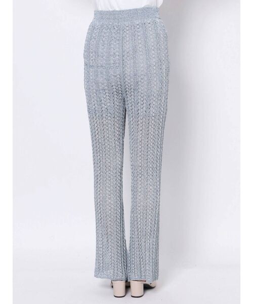 MURUA(ムルーア)の「シアージャガードフィットフレアパンツ(スウェットパンツ・レディース・ブラック/ライトブルー/ベージュ・FREE)」の17枚目の写真