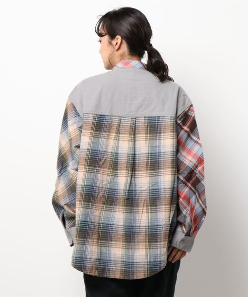 KRIFF MAYER Lady's Collection（クリフメイヤーレディースコレクション）の「マルチチェックシャツ（シャツ/ブラウス・レディース・ベージュ/ネイビー/グレー・LARGE/MEDIUM）」の5枚目の写真