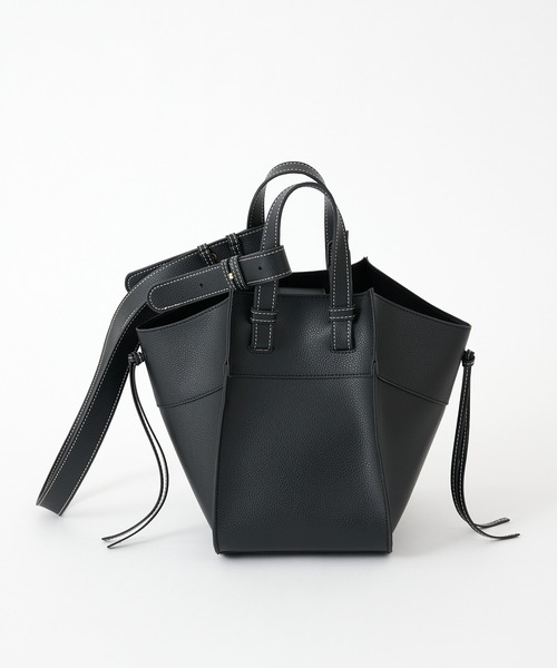 COLONY 2139（コロニートゥーワンスリーナイン）の「2WAYトートバッグ/ショルダーバッグ（トートバッグ・レディース・ブラック/ベージュ/モカ・FREE）」の14枚目の写真