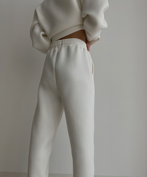 Avvenente(アベネンテ)の「【Avvenente】ボンディングプルオーバー(スウェット・レディース・ブラック/オフホワイト・M)」の11枚目の写真