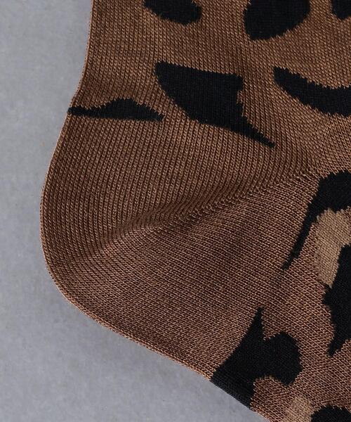 UNITED ARROWS（ユナイテッドアローズ）の「＜UNITED ARROWS＞レオパード ソックス（ソックス/靴下・レディース・ダークブラウン/ブラウン・FREE）」の3枚目の写真