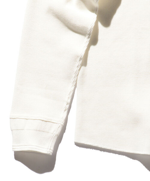 BEAMS PLUS（ビームスプラス）の「BEAMS PLUS / サーマル ロングスリーブ T シャツ（Tシャツ/カットソー・メンズ・ホワイト/ブラック/ヘザーグレー・SMALL/MEDIUM/LARGE/X-LARGE）」の22枚目の写真