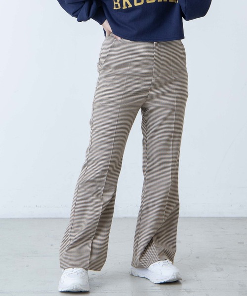 DuKKah（デュカ）の「Dukkah/【低身長向け】センタープレスフレアパンツ（スラックス・レディース・ダークブラウン/グリーン系その他/ブルー/ブラック/ベージュ系1/アイボリー/サックスブルー/グリーン・XS/S/SMALL/X-SMALL）」の15枚目の写真