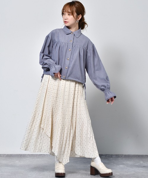 ems excite（エムズエキサイト）の「クロップドリボンシャツ（シャツ/ブラウス・レディース・ブルー/アイボリー/ブラウン・FREE）」の8枚目の写真