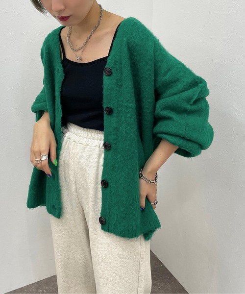 apres jour mignon(アプレジュールミニョン)の「シュエットモヘアライクカーディガン【ZOZOTOWN限定アイテム】(カーディガン/ボレロ・レディース・オレンジ系その他/マスタード/レッド/ブラック/グリーン/グリーン系その他3/ブルー系その他2/ブルー・フリー/X-LARGE)」の3枚目の写真