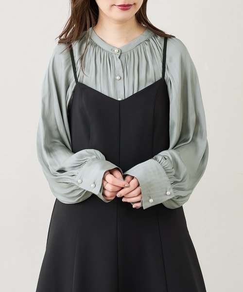 natural couture(ナチュラルクチュール)の「【WEB限定】たっぷりギャザーラグランパール釦ブラウス(シャツ/ブラウス・レディース・アイボリー/スミクロ/ミント/ピンクベージュ/その他1/その他2・FREE)」の4枚目の写真