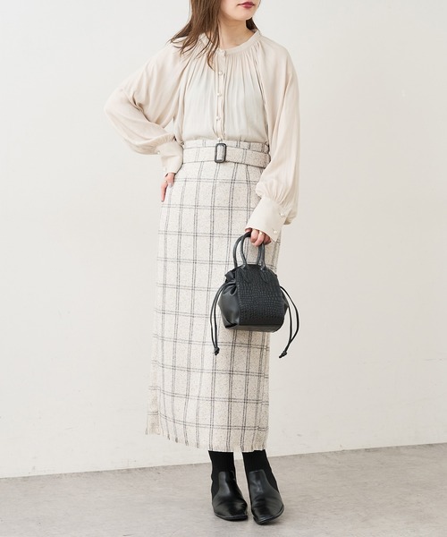 natural couture(ナチュラルクチュール)の「【WEB限定】たっぷりギャザーラグランパール釦ブラウス(シャツ/ブラウス・レディース・アイボリー/スミクロ/ミント/ピンクベージュ/その他1/その他2・FREE)」の16枚目の写真