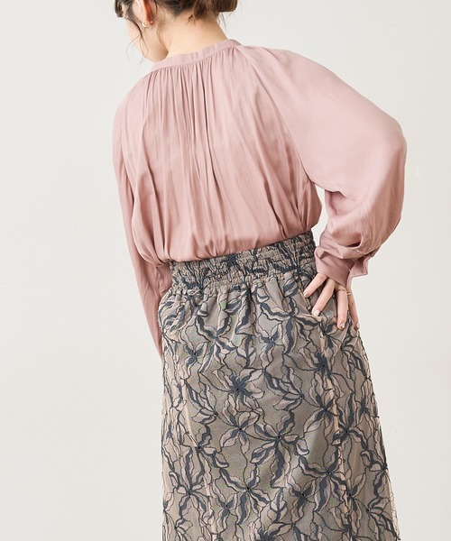 natural couture(ナチュラルクチュール)の「【WEB限定】たっぷりギャザーラグランパール釦ブラウス(シャツ/ブラウス・レディース・アイボリー/スミクロ/ミント/ピンクベージュ/その他1/その他2・FREE)」の11枚目の写真