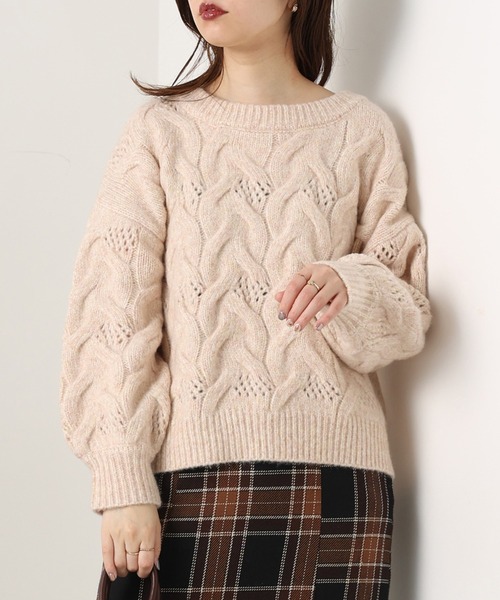 natural couture（ナチュラルクチュール）の「【WEB限定カラー有り】ガーリーなメランジケーブルニット（ニット/セーター・レディース・チャコールグレー/ピンク/ミント/ラベンダー/ライトベージュ・FREE）」の5枚目の写真