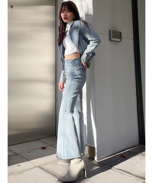 GYDA(ジェイダ)の「【セットアップ着用可】ハイウエストデザインZIPフレアデニムパンツ(デニムパンツ・レディース・ライトブルー/インディゴブルー・SMALL/MEDIUM)」の8枚目の写真