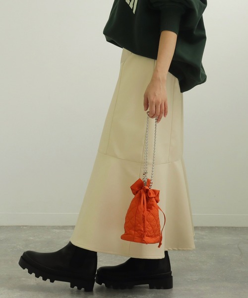 AULI(アウリィ)の「【低身長向けサイズ】美シルエットフェイクレザーマーメイドスカート(スカート・レディース・ブラック/ブラウン/アイボリー・S/XS)」の10枚目の写真