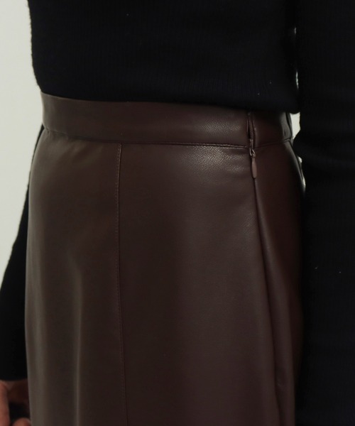 AULI(アウリィ)の「【低身長向けサイズ】美シルエットフェイクレザーマーメイドスカート(スカート・レディース・ブラック/ブラウン/アイボリー・S/XS)」の9枚目の写真