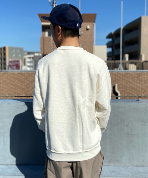 VANS(バンズ)の「【ムラサキスポーツ別注】VANS/バンズ オーバーサイズ リバーシブルトレーナー/カレッジロゴ 無地トレーナー/裏毛 クルーネックスウェット 122R1040323(スウェット・メンズ・ホワイト/ブラック/グレー・M/L/XL/XXL)」の17枚目の写真