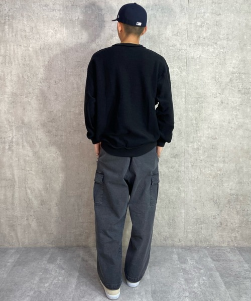 VANS(バンズ)の「【ムラサキスポーツ別注】VANS/バンズ オーバーサイズ リバーシブルトレーナー/カレッジロゴ 無地トレーナー/裏毛 クルーネックスウェット 122R1040323(スウェット・メンズ・ホワイト/ブラック/グレー・M/L/XL/XXL)」の5枚目の写真