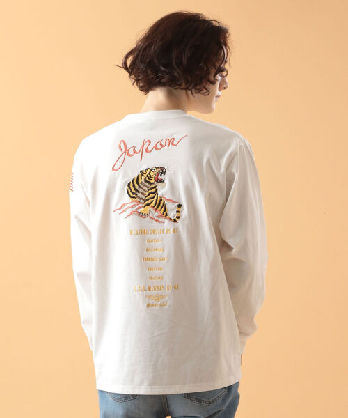 AVIREX(アヴィレックス)の「スーベニア ロングスリーブ Tシャツ / SOUVENIR LONG SLEEVE T-SHIRT / アヴィレックス / AVIREX(Tシャツ/カットソー・メンズ・ライトグレー/ブラック/オフホワイト/カーキ/ライトピンク・MEDIUM/LARGE/X-LARGE/XX-LARGE)」の22枚目の写真