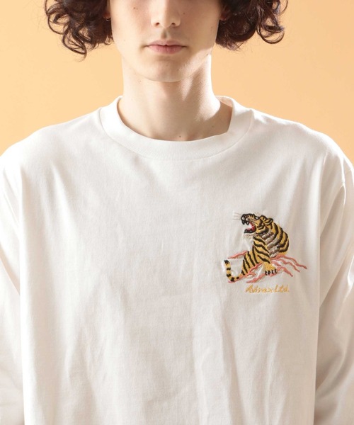 AVIREX(アヴィレックス)の「スーベニア ロングスリーブ Tシャツ / SOUVENIR LONG SLEEVE T-SHIRT / アヴィレックス / AVIREX(Tシャツ/カットソー・メンズ・ライトグレー/ブラック/オフホワイト/カーキ/ライトピンク・MEDIUM/LARGE/X-LARGE/XX-LARGE)」の8枚目の写真