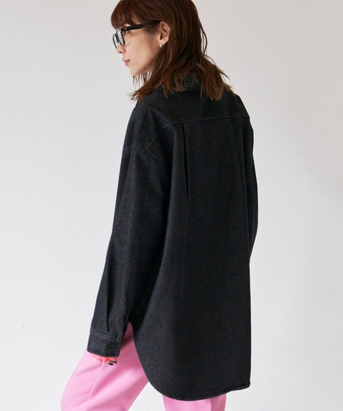 Auntie Rosa Holiday(アンティローザホリデー)の「オーバーサイズブラックデニムシャツ(シャツ/ブラウス・レディース・ブラック・FREE)」の19枚目の写真