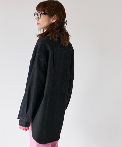 Auntie Rosa Holiday(アンティローザホリデー)の「オーバーサイズブラックデニムシャツ(シャツ/ブラウス・レディース・ブラック・FREE)」の20枚目の写真