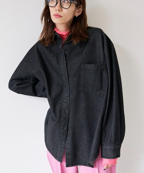 Auntie Rosa Holiday(アンティローザホリデー)の「オーバーサイズブラックデニムシャツ(シャツ/ブラウス・レディース・ブラック・FREE)」の5枚目の写真