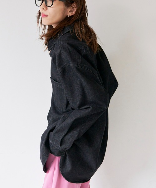 Auntie Rosa Holiday(アンティローザホリデー)の「オーバーサイズブラックデニムシャツ(シャツ/ブラウス・レディース・ブラック・FREE)」の6枚目の写真