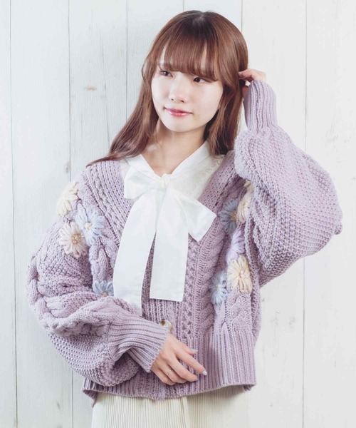 Hamble by Par Avion（ハンブルバイパラビオン）の「フラワー刺繍カーデ（カーディガン/ボレロ・レディース・アイボリー/ラベンダー・ONESIZE）」の16枚目の写真