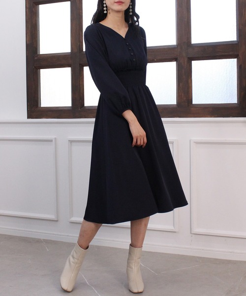 ASTORIA ODIER(アストリアオディール)の「ウエストシャーリングワンピース(ワンピース・レディース・ベージュ/パープル/ネイビー/グリーン系その他/カーキ/ブラック/スモークピンク・MEDIUM)」の22枚目の写真