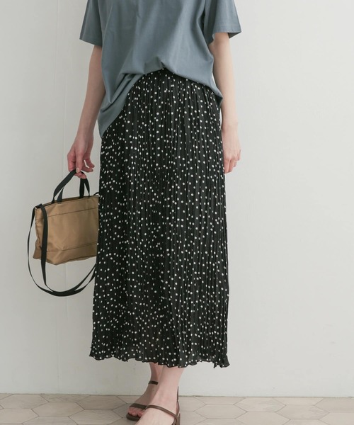 URBAN RESEARCH DOORS（アーバンリサーチドアーズ）の「ドットプリーツスカート（スカート・レディース・ホワイト系その他/ブラック系その他・1/0）」の12枚目の写真