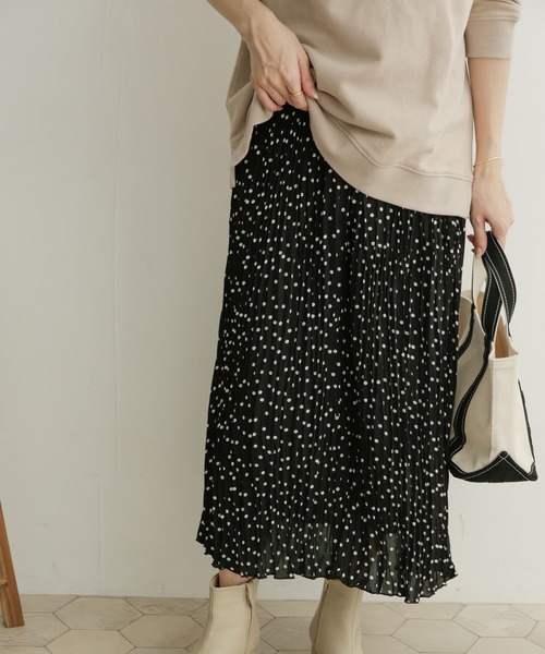 URBAN RESEARCH DOORS（アーバンリサーチドアーズ）の「ドットプリーツスカート（スカート・レディース・ホワイト系その他/ブラック系その他・1/0）」の18枚目の写真