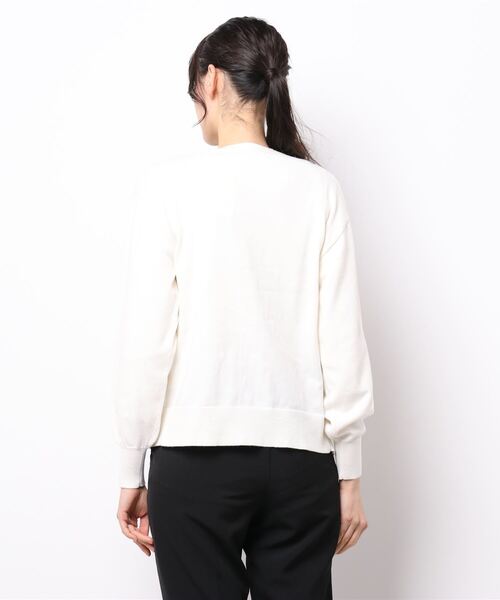 Te chichi（テチチ）の「パールボタンVネックカーディガン（カーディガン/ボレロ・レディース・ベージュ/オフホワイト/ブラック/グレー・ﾌﾘ-）」の6枚目の写真