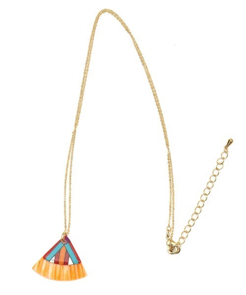 チチカカ(チチカカ)の「リサイクルシェルネックレス(ネックレス・レディース・パープル/イエロー/オレンジ・FREE)」の6枚目の写真