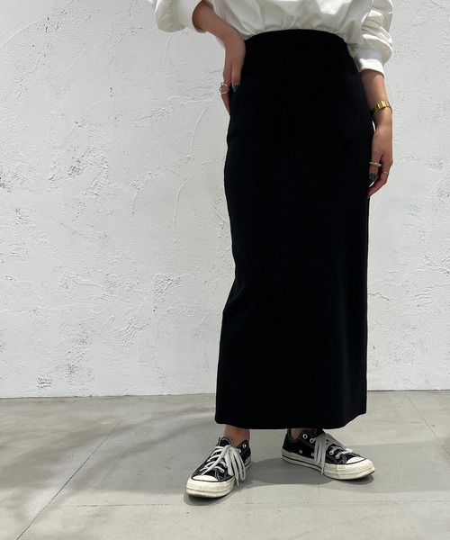 apres jour mignon(アプレジュールミニョン)の「ニットナロースカート【ZOZOTOWN限定アイテム】(スカート・レディース・ブラック/パープル/オレンジ・SMALL/MEDIUM/X-LARGE)」の2枚目の写真